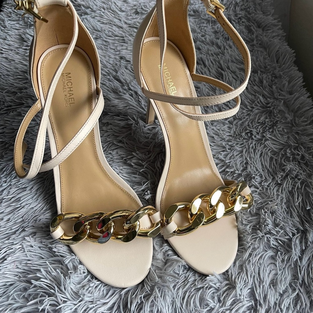 Michael Kors Beige and Gold Chain Heels